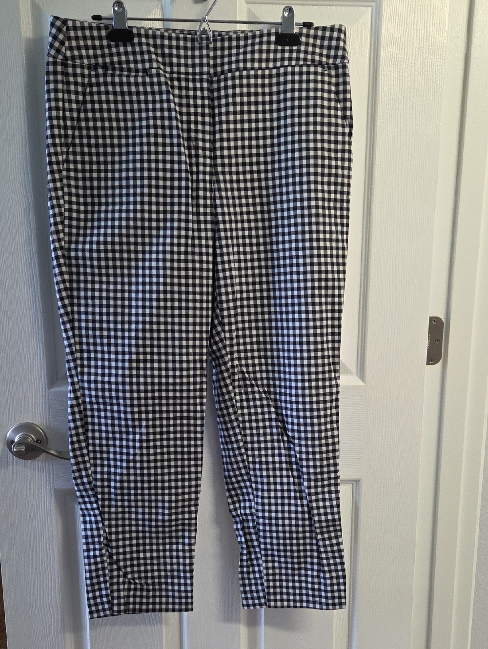 LOFT Black & White Gingham Cropped Pants